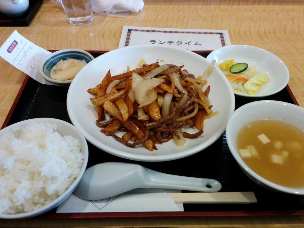 みわ亭(大阪・福島)中華料理