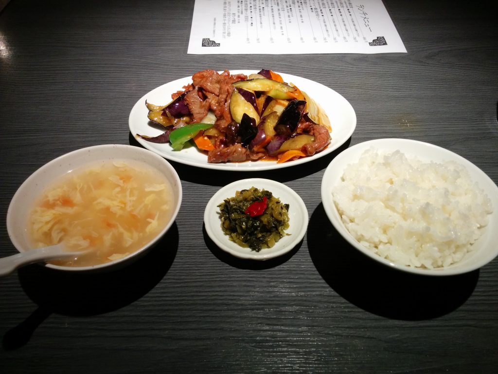 上海食宴(旧：天満上海食苑←鴛鴦火鍋苑)でランチを頂きました