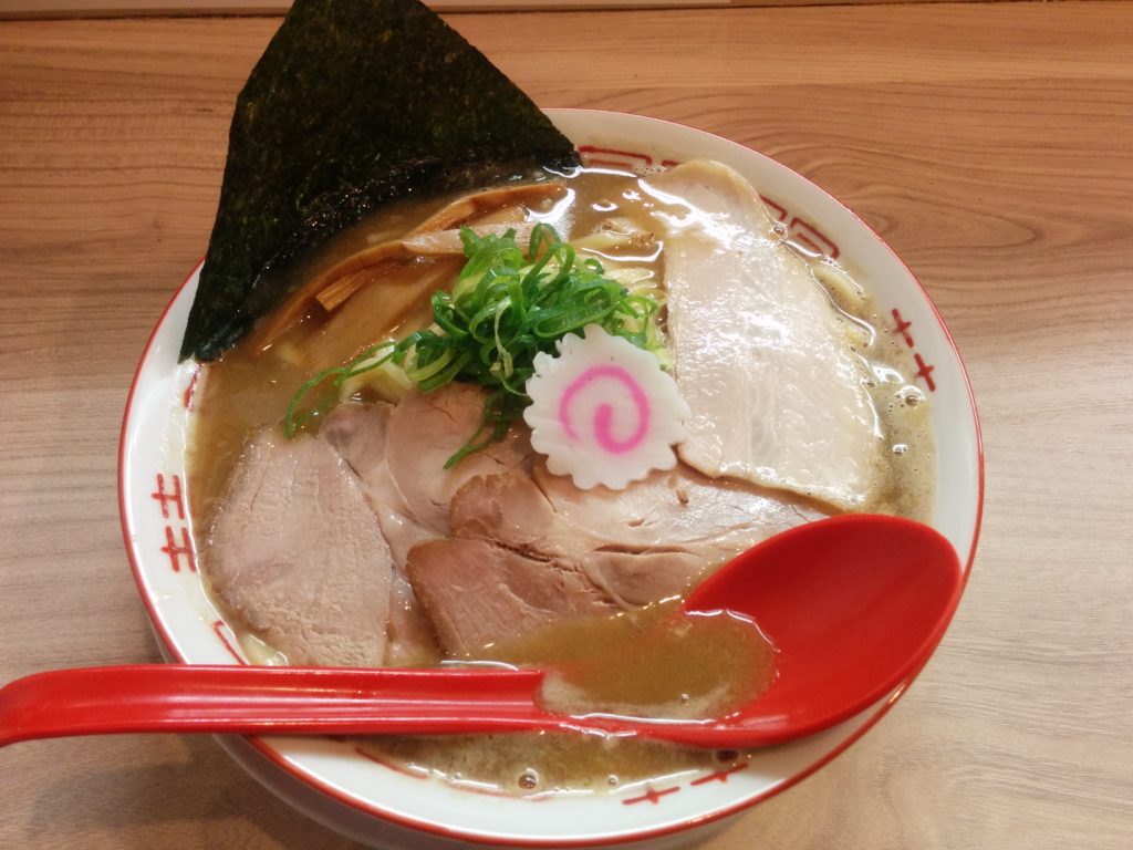 塚本一盃(大阪・ラーメン)一日5食限定「濃厚とんこつ魚介中華そば」