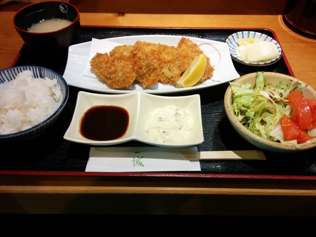 一誠(大阪・堺筋本町)肉豆腐定食・天ぷら定食・カキフライ定食