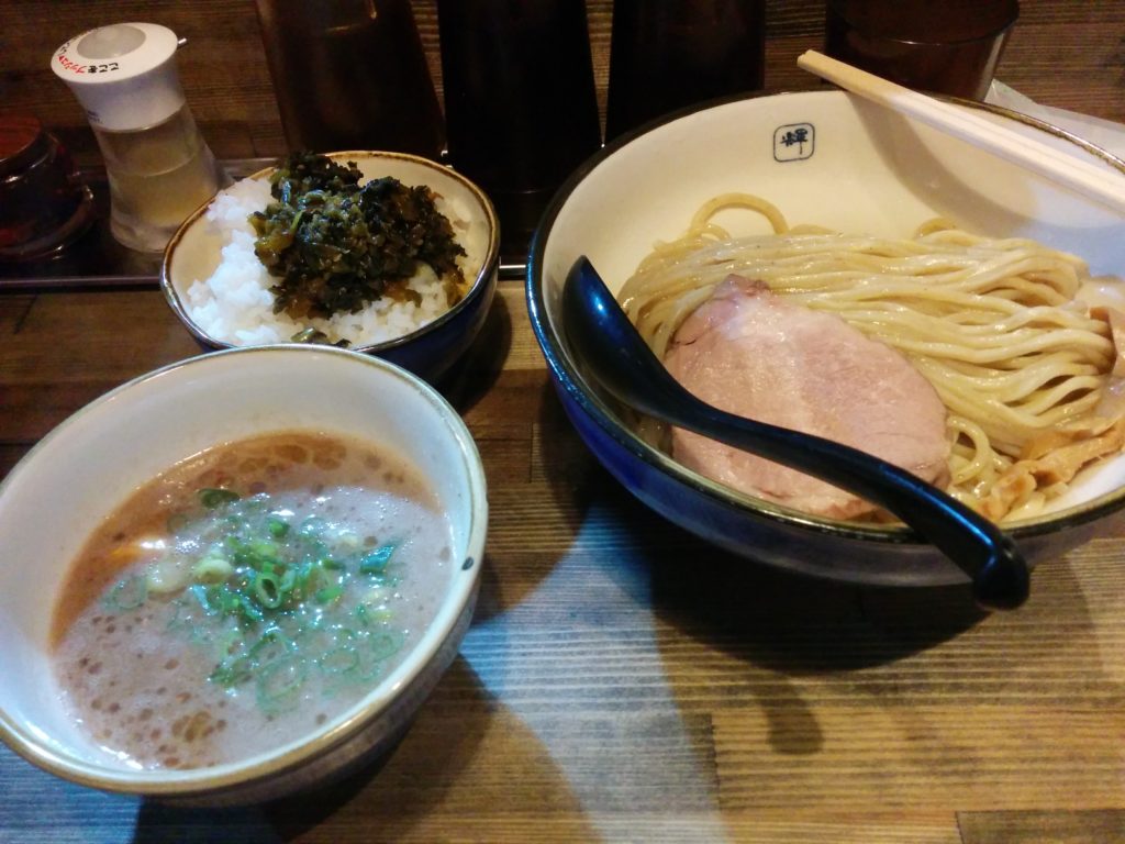 麺や輝天満橋店(大阪・東天満)1周年記念ラーメン・つけ麺500円